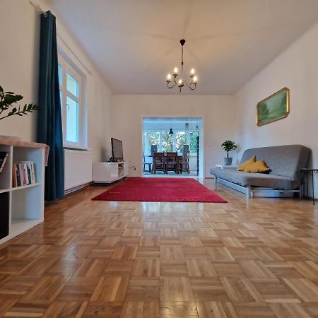 Geraeumige Und Zentrale Ferienwohnung Stahnsdorf Zewnętrze zdjęcie