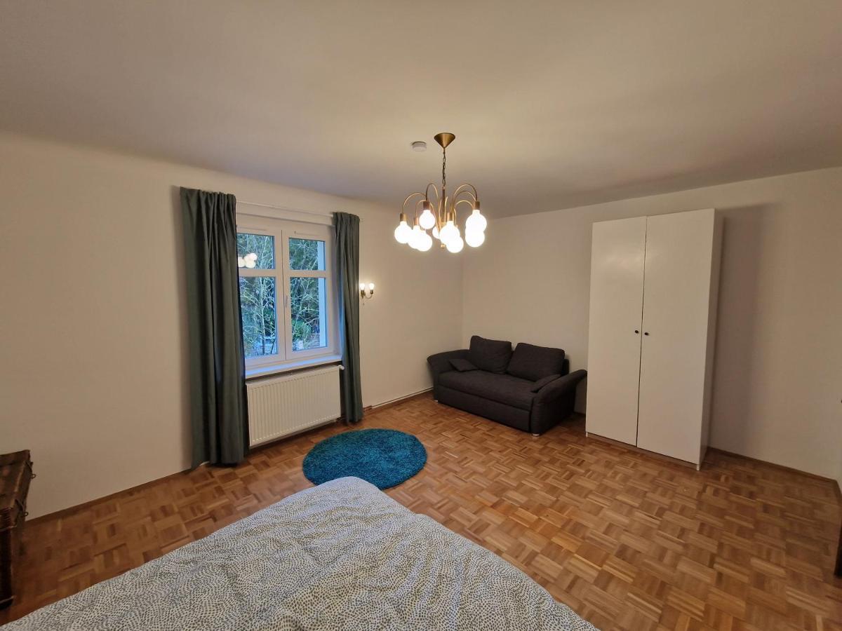 Geraeumige Und Zentrale Ferienwohnung Stahnsdorf Zewnętrze zdjęcie